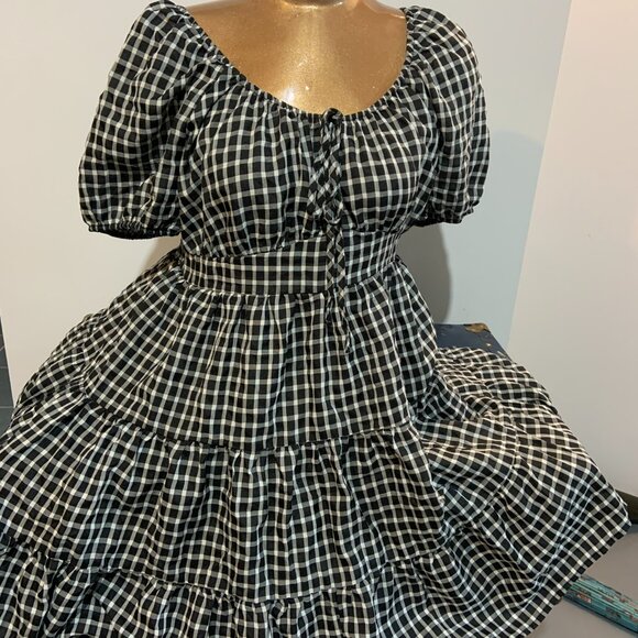 Shein black and white 0XL dress - Picture 1 of 2